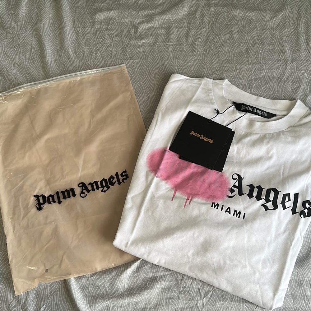 Palms angles spray paint Miami shirt